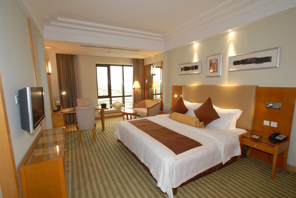 Changshu Jinling Tianming Grand Hotel Exterior foto